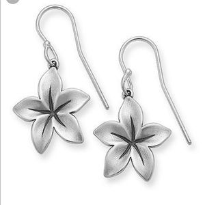James Avery Retired Silver Radiant Flower Earrings